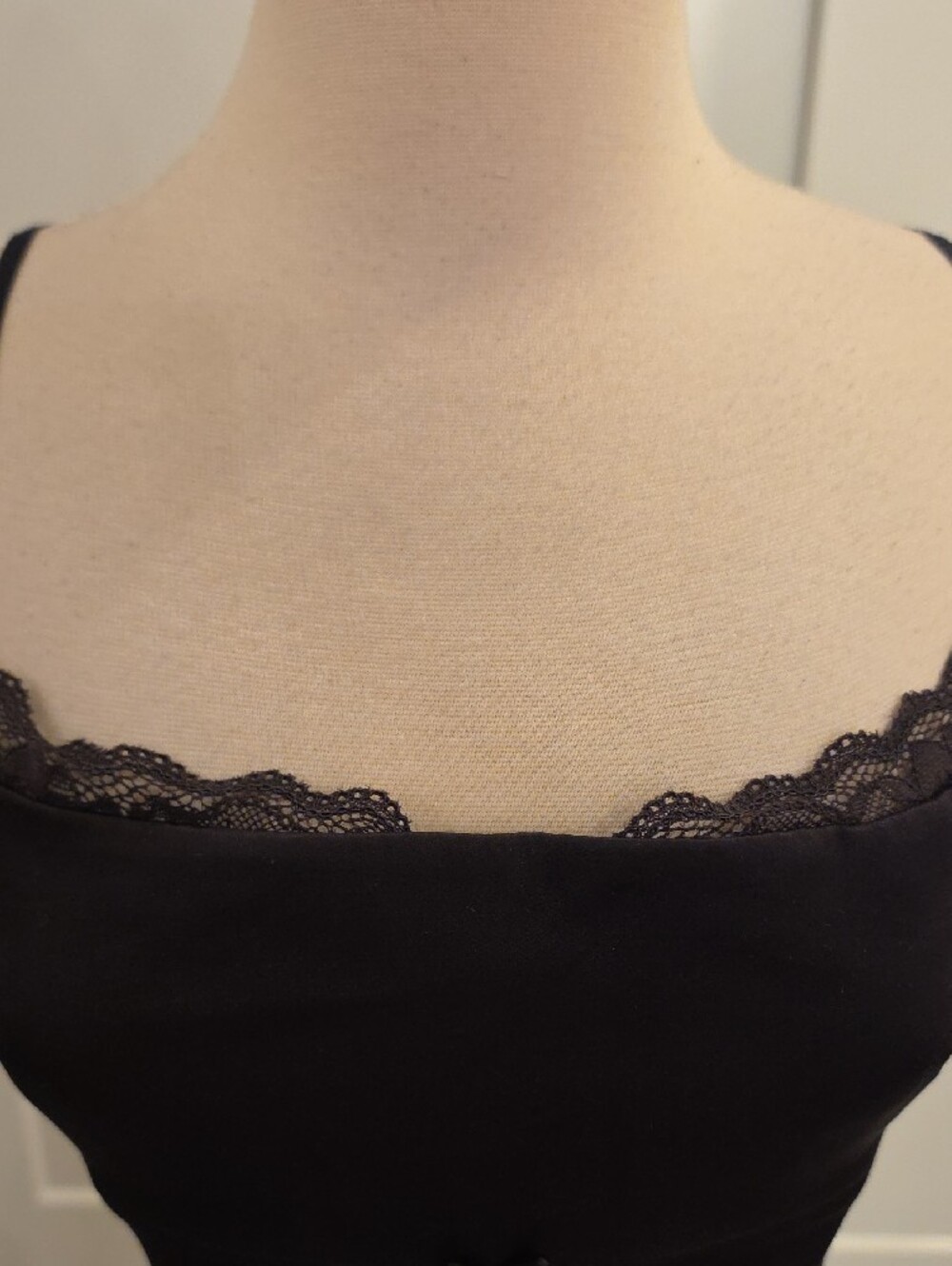 Zara women’s Black Lace-Trim adjustable Strap Cami size XL great condition - Picture 2 of 9